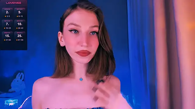 ellaamber online show from 12.13.25