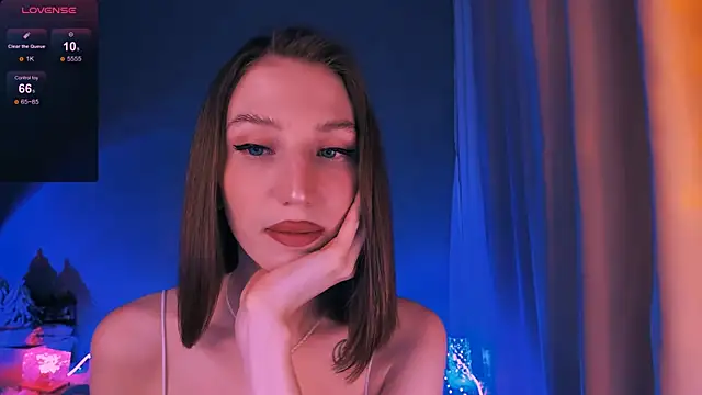 ellaamber online show from 12.21.25