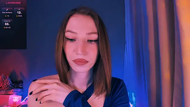 ellaamber online show from 12.22.25