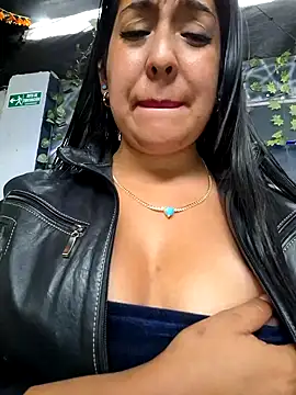 Bella keny online show from 02.08.25