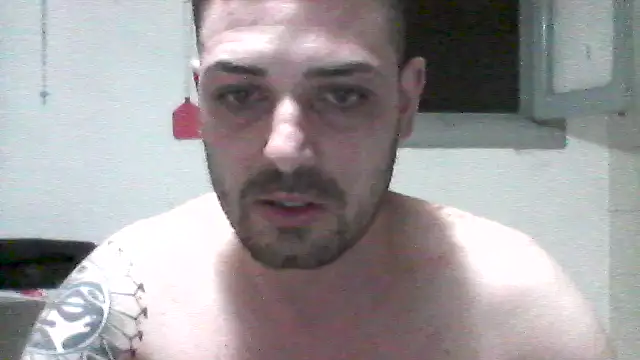 Snapshot of iltoscano95 chatting on 09.11.25 iltoscano95 online show from 09.11.25