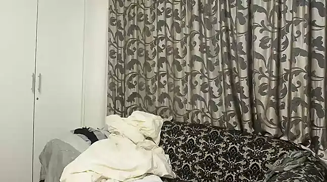 karmicQueen669 online show from 01.25.25