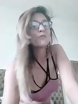 karmicQueen669 online show from 04.01.26