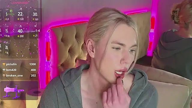 DanielPaige  online show from 02.05.25