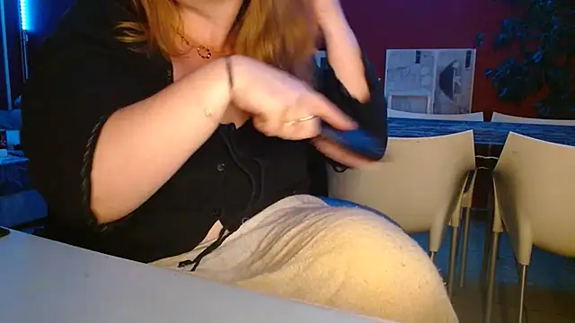 cruellaculdenfer67 online show from 09.24.25