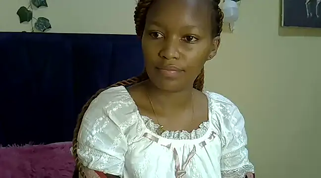 Snapshot of Seexy_nita chatting on 12.17.24 Seexy nita online show from 12.17.24