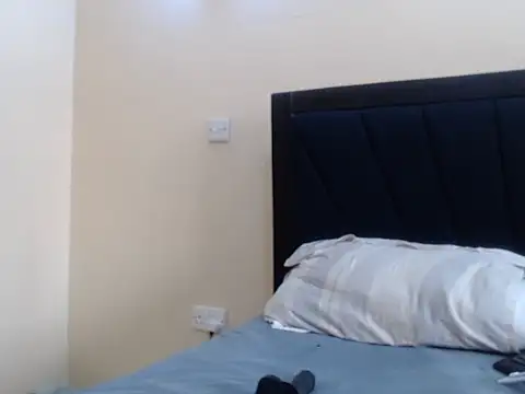 Snapshot of island_girls22 chatting on 02.14.26 island girls22 online show from 02.14.26