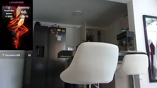 saramartinez1000 online show from 02.27.25