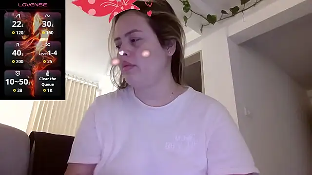 saramartinez1000 online show from 09.14.25