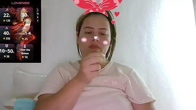 saramartinez1000 online show from 09.17.25