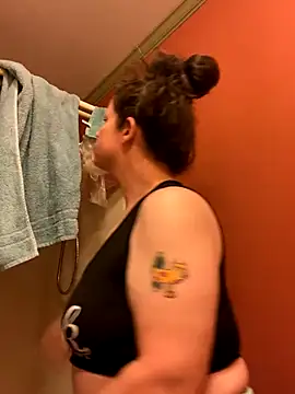 velvetta  online show from 12.01.24