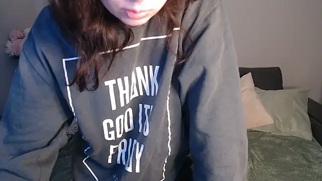 Mini Diva online show from 02.05.25