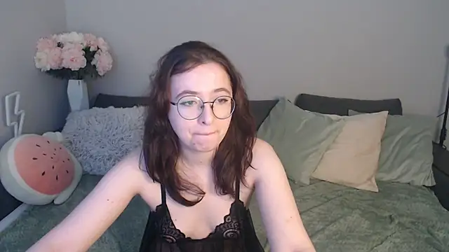 Mini Diva online show from 03.14.25