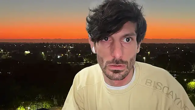 nicolaaaaas online show from 10.29.25