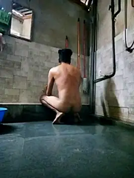 Heman100492 online show from 04.21.26