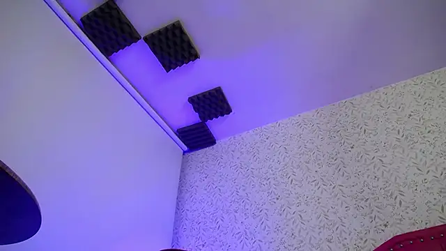 luly pink online show from 01.08.26