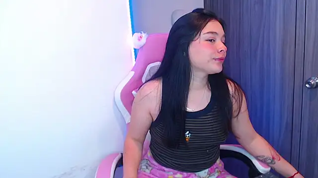 nahia  2 online show from 11.22.25