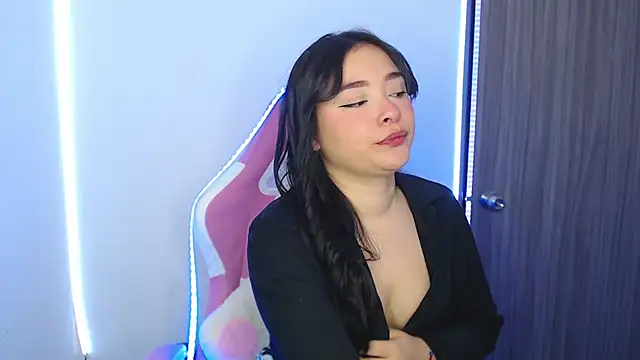 nahia  2 online show from 12.16.25