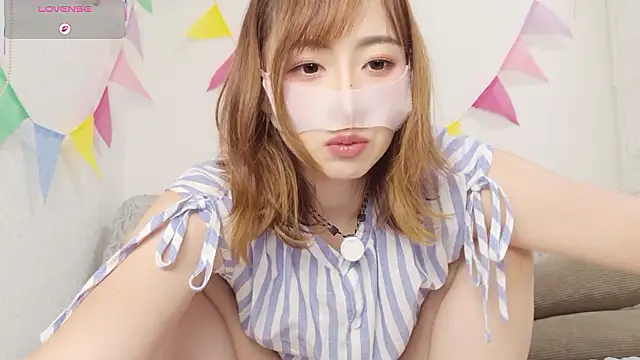 Snapshot of A33-asami chatting on 06.20.26 A33-asami online show from 06.20.26