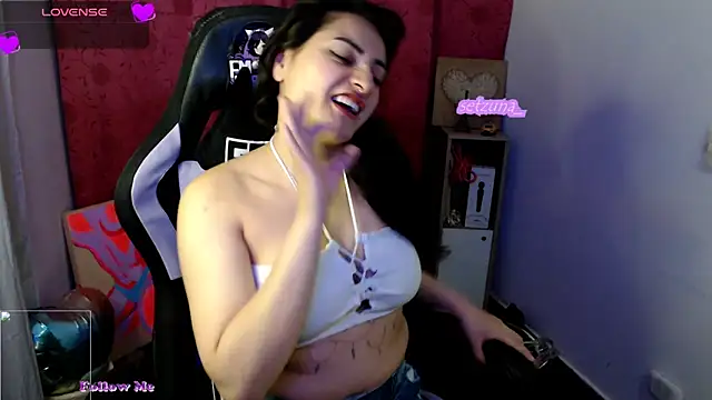 setzuna  online show from 02.19.25