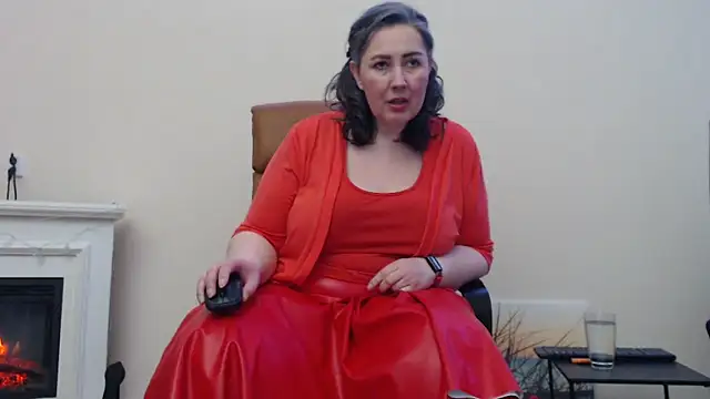 MilfGina online show from 02.21.25