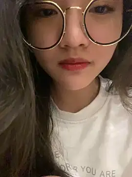 Krixxi22 online show from 01.11.25