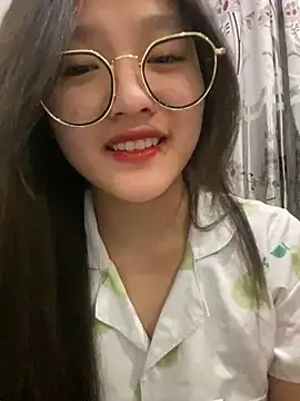 Krixxi22 online show from 01.16.25