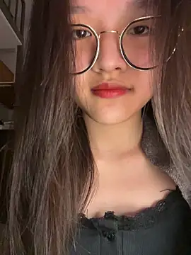 Krixxi22 online show from 10.20.25