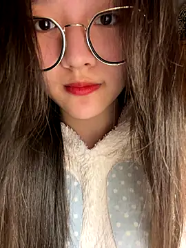 Krixxi22 online show from 12.16.25