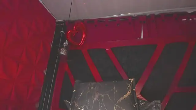 Taylor-hardcore online show from 10.22.25