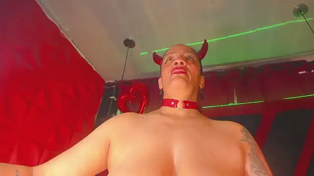 Taylor-hardcore online show from 01.19.26