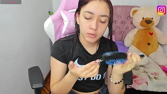 karla cute01 online show from 03.04.25