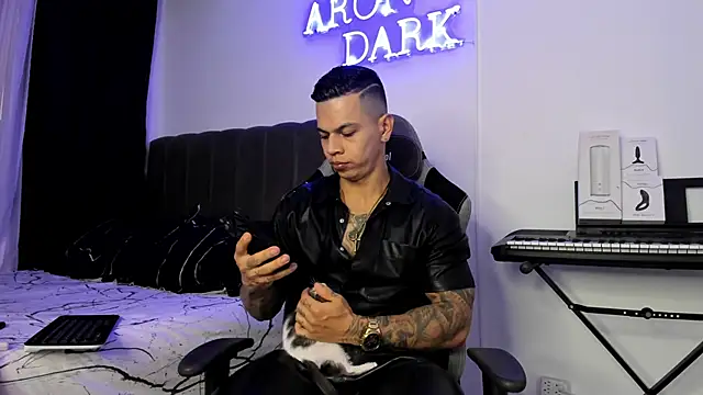 Aron Dark online show from 01.10.25