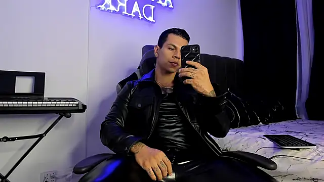 Aron Dark online show from 02.13.25