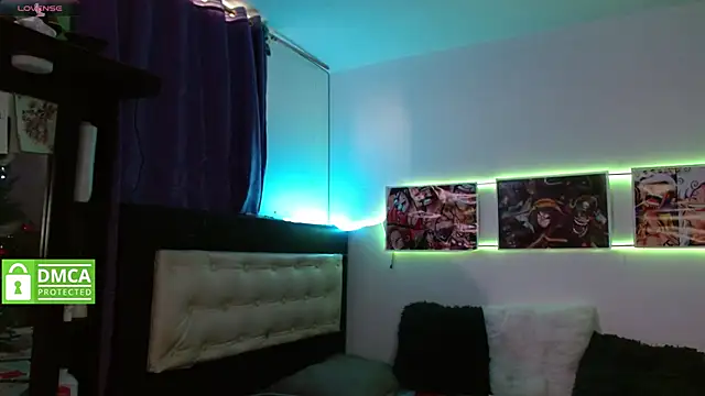 yuliet tayler7 online show from 12.20.24