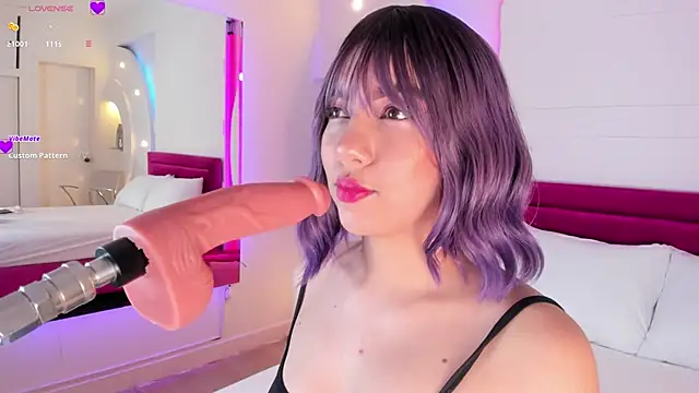 AliceHanz online show from 12.20.24