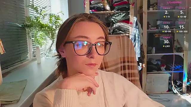 Snapshot of monlight__dana chatting on 03.07.25 monlight  dana online show from 03.07.25