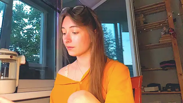 Snapshot of monlight__dana chatting on 06.24.26 monlight dana online show from 06.24.26