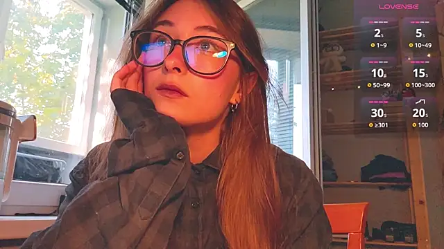 Snapshot of monlight__dana chatting on 07.16.26 monlight dana online show from 07.16.26
