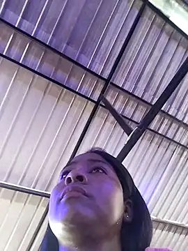 Snapshot of Berry_Bans chatting on 03.17.25 Berry Bans online show from 03.17.25