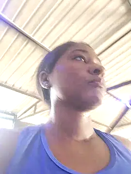 Snapshot of Berry_Bans chatting on 03.18.25 Berry Bans online show from 03.18.25