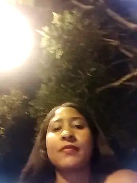 Snapshot of Berry_Bans chatting on 03.20.25 Berry Bans online show from 03.20.25