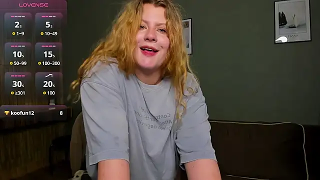 Snapshot of MariaStuart chatting on 07.13.26 MariaStuart online show from 07.13.26
