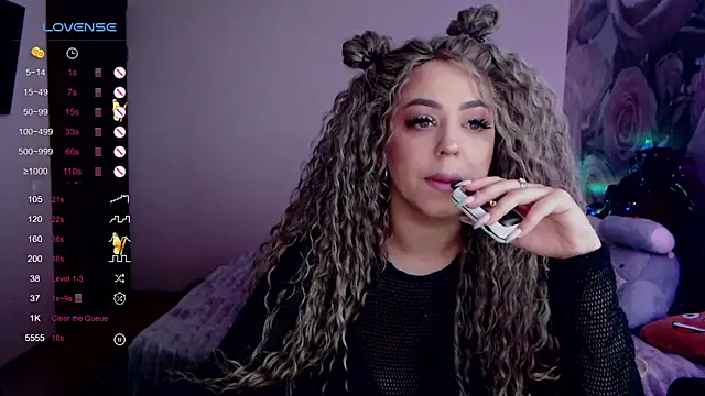  Just a queen 3 online show from 01.22.25