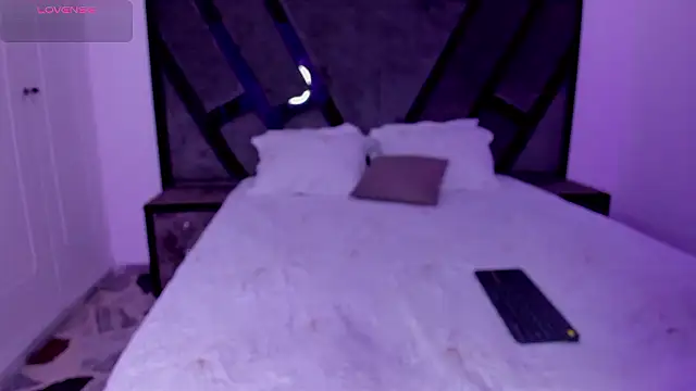 Snapshot of CandyMeyerss_ chatting on 12.06.24 CandyMeyerss online show from 12.06.24