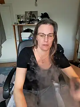 SpiceLea online show from 01.11.25