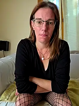 SpiceLea online show from 09.22.25