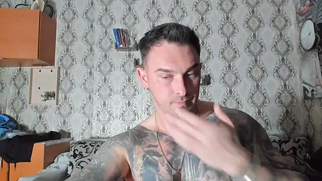 Snapshot of Jonmusclemaster chatting on 02.18.25 Jonmusclemaster online show from 02.18.25