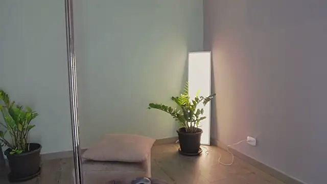 Snapshot of Angelbae- chatting on 02.02.25 Angelbae- online show from 02.02.25