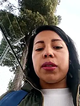  andrea30 online show from 12.18.25